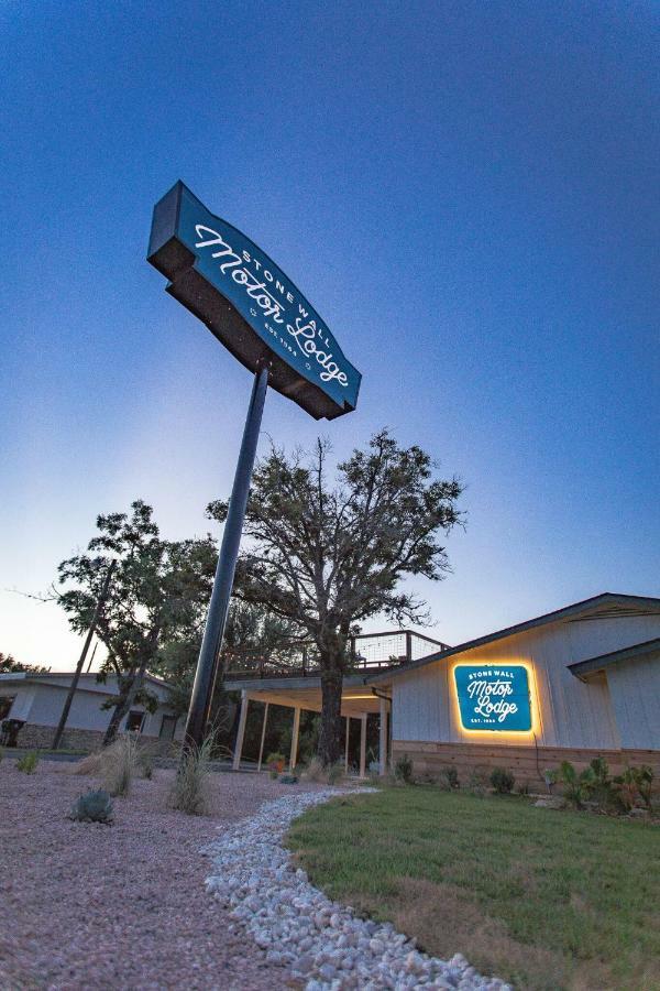 Stonewall Motor Lodge מראה חיצוני תמונה
